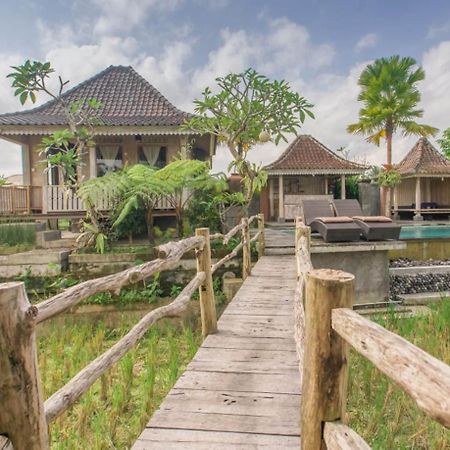 Uma Caming Villas & Gym Тегаллаланг Экстерьер фото