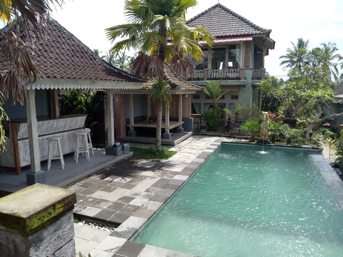Uma Caming Villas & Gym Тегаллаланг Экстерьер фото