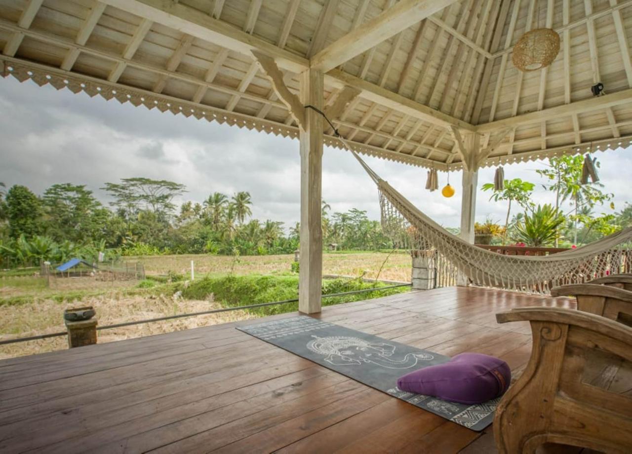 Uma Caming Villas & Gym Тегаллаланг Экстерьер фото